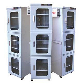Шкаф сухого хранения (для защиты от влаги гигроскопичных материалов), 523 л, SDB702